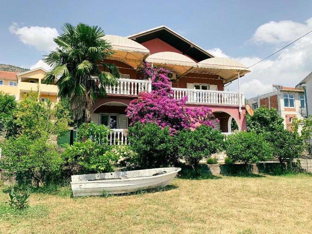 Peaceful, Cosy Tivat Guesthouse 外观 照片